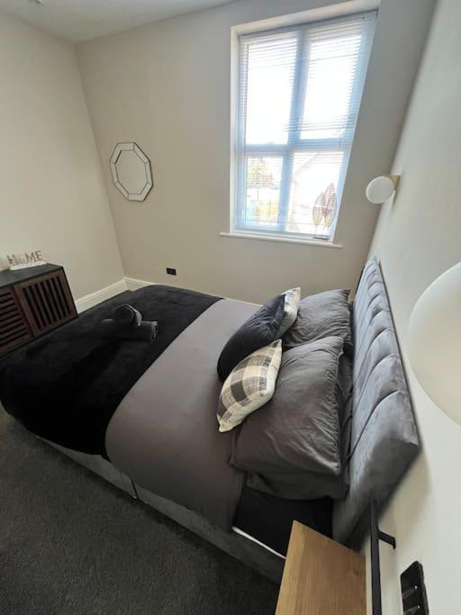 Stunning 2 Bedroom Ground Floor Sea View Apartment Rhôs-on-Sea Kültér fotó