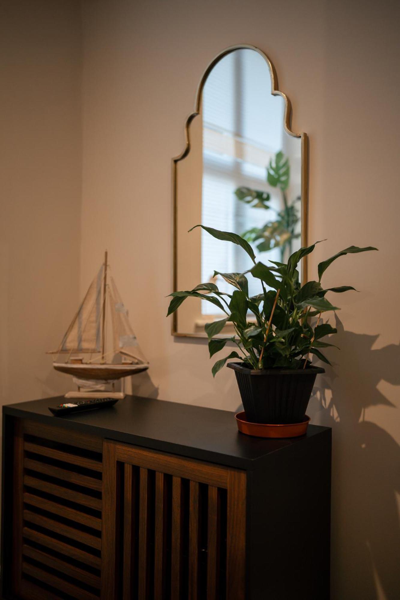 Stunning 2 Bedroom Ground Floor Sea View Apartment Rhôs-on-Sea Kültér fotó
